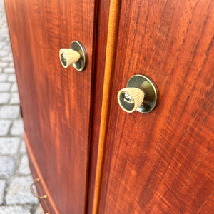 Schrank halbrund Teak aus Dänemark