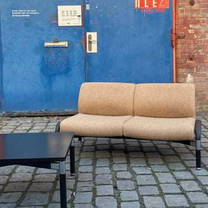 2-Sitzer Sofa 712/2 braun schwarz von Hans Peter Piehl für Wilkhahn