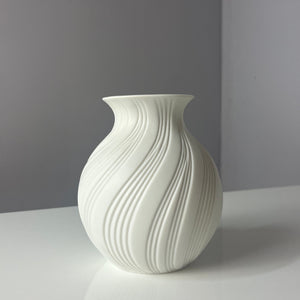 Vase 0216 Biskuitporzellan von Manfred Frey für Kaiser