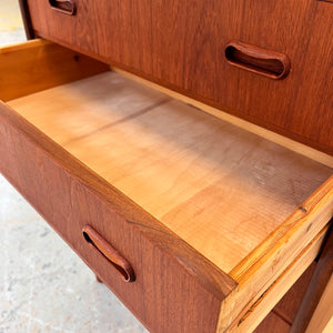 Kommode Teak mit Schloss aus Dänemark