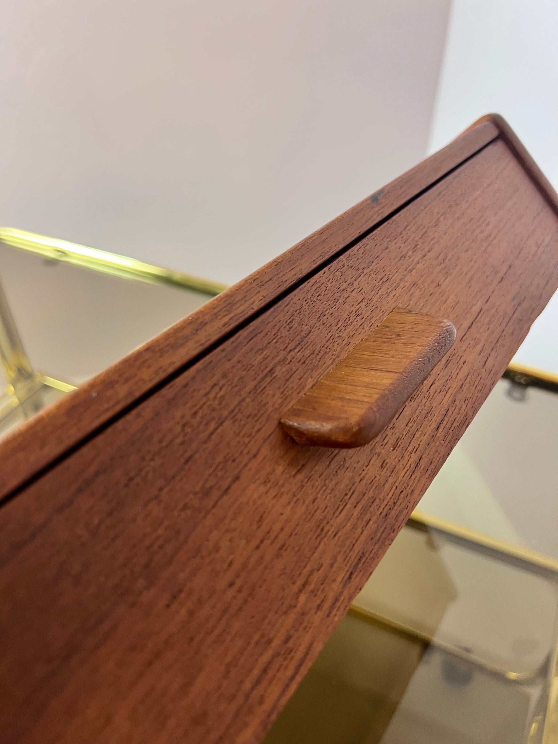 Wandregal Schublade Teak