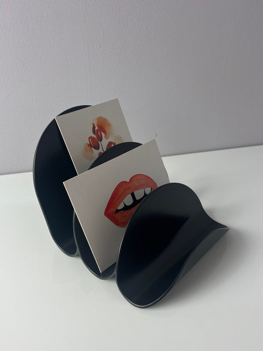 Briefhalter schwarz 70er Space Age Ära