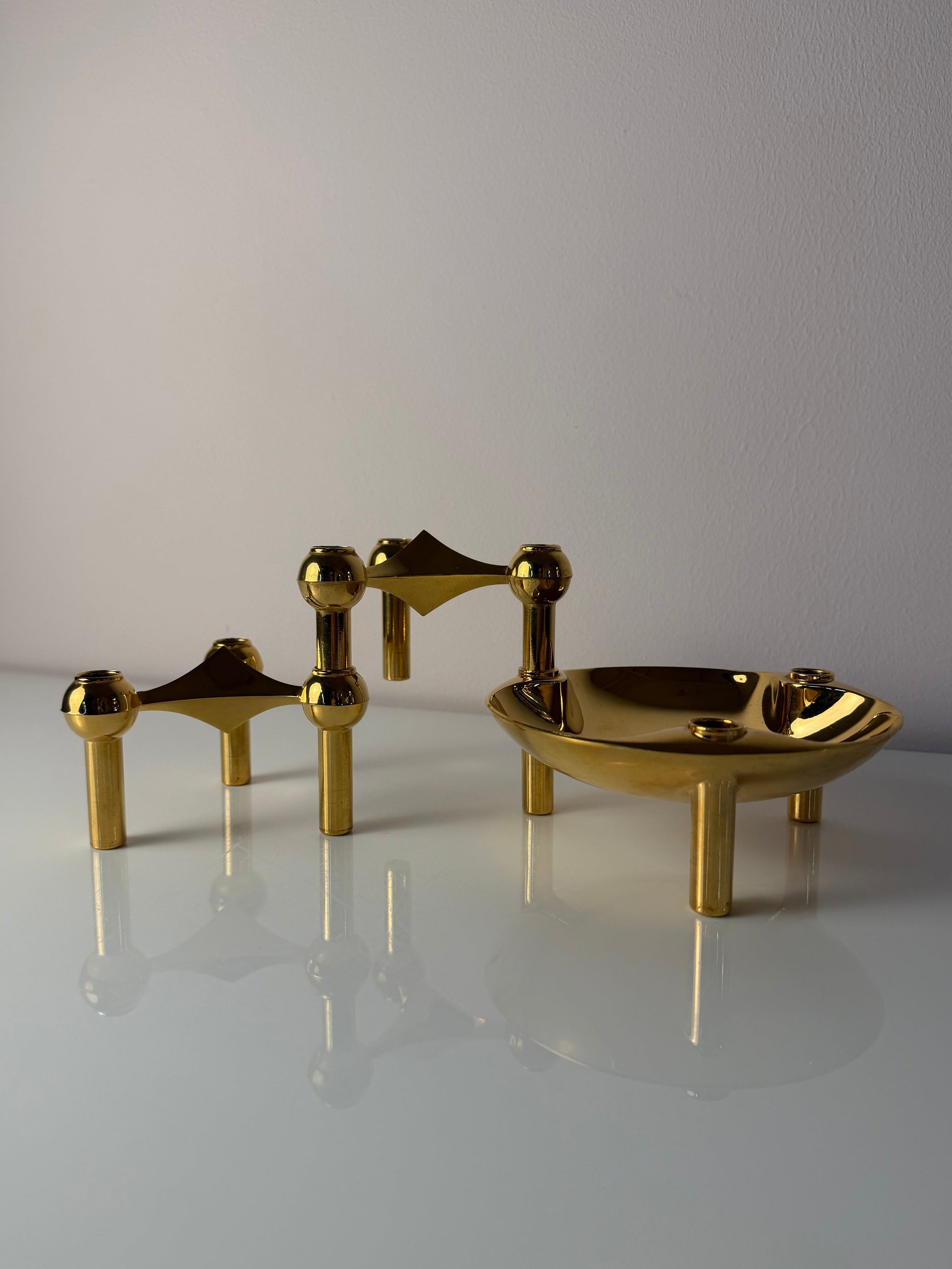 Set: 2 Kerzenständer und 1 Schale gold von Stoff & Nagel