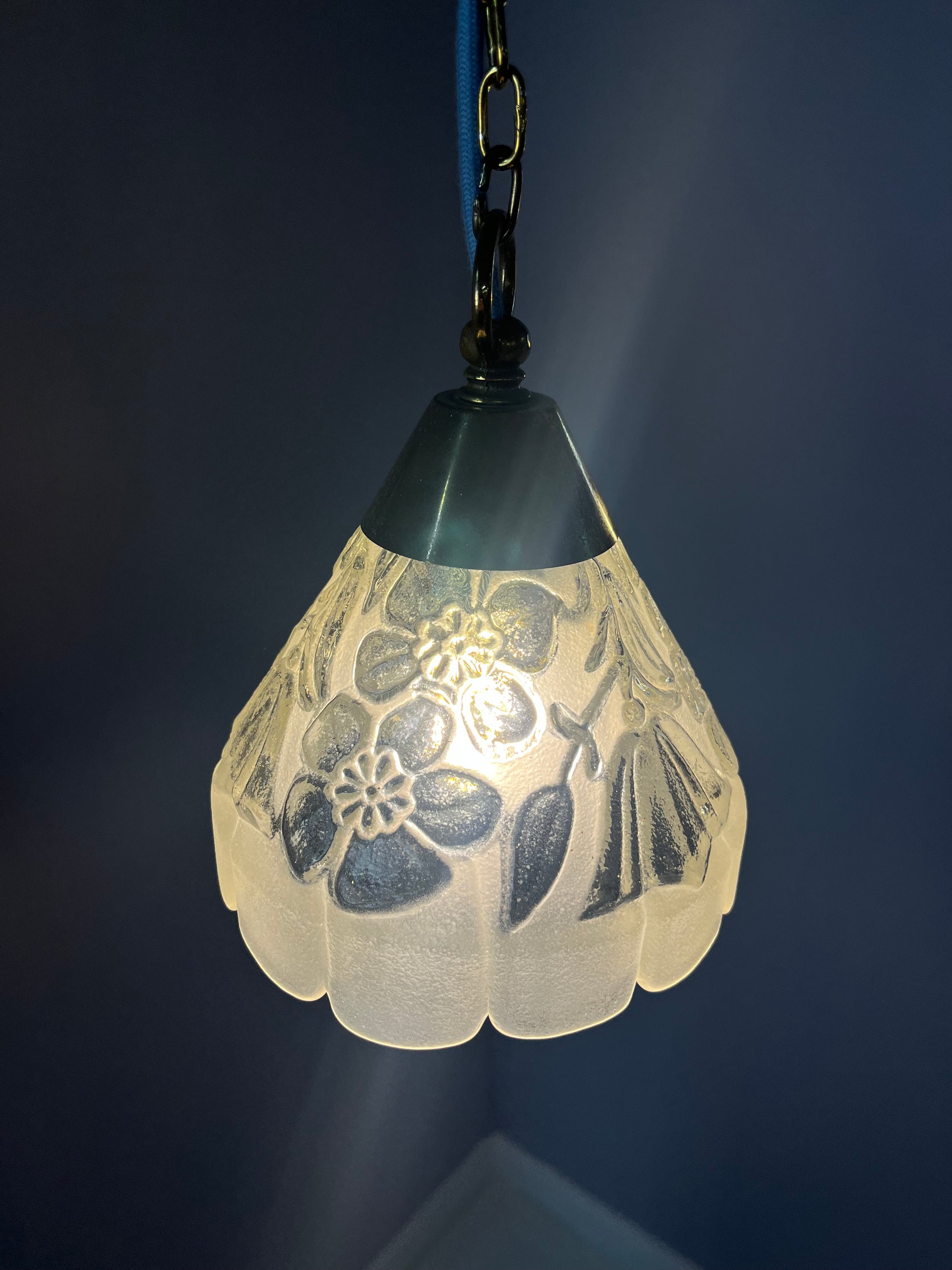 Hängelampe Glas Messing mit Kette aus Dänemark