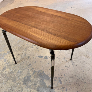 Esstisch Teak mit Metallbeinen von Niels Bach