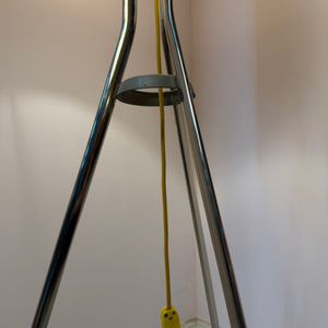 Stehlampe mit Bast-Strukturgeflecht & Chromgestell