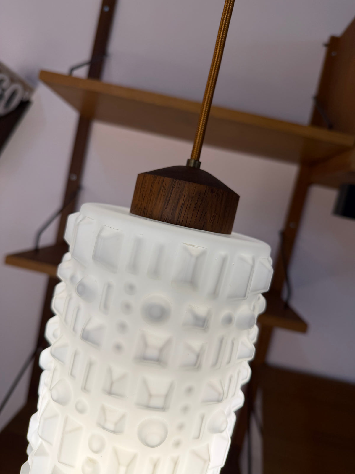 Hängelampe Strukturglas Teak aus Dänemark