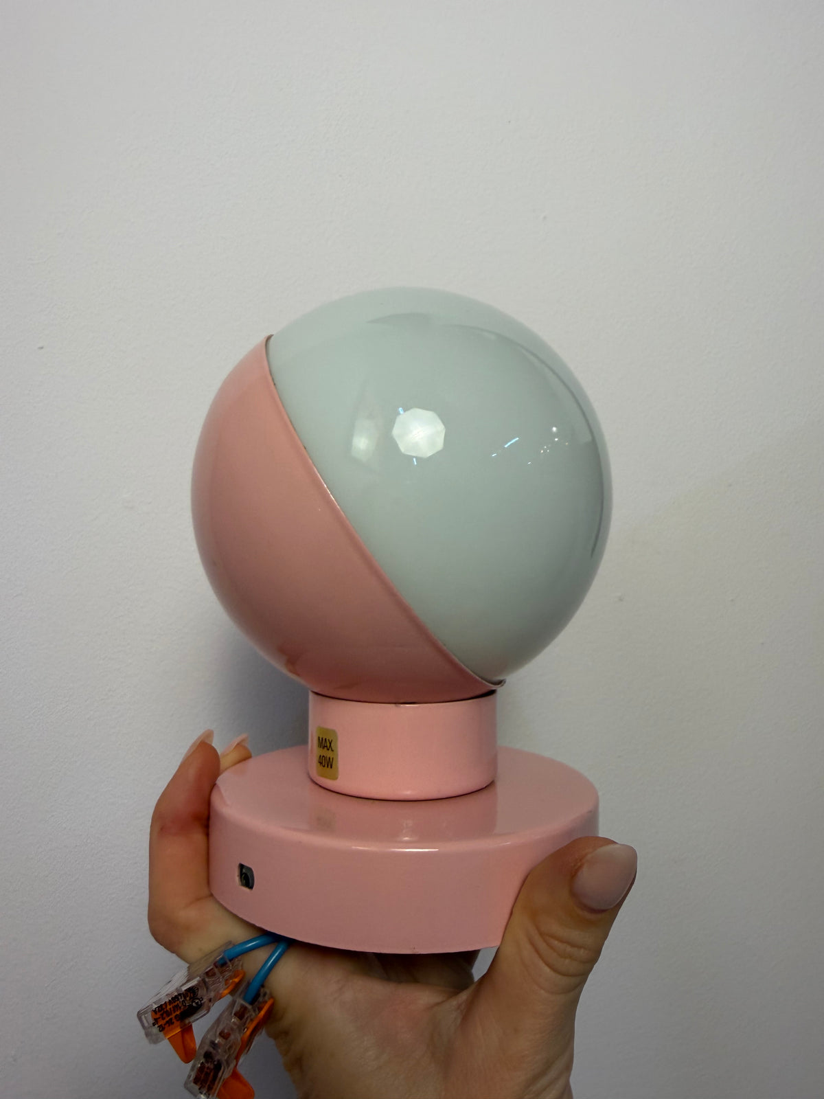 Wandlampe Typ 0330 rosa aus Dänemark