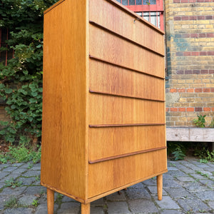 Tallboy Kommode Eiche mit Schloss aus Dänemark