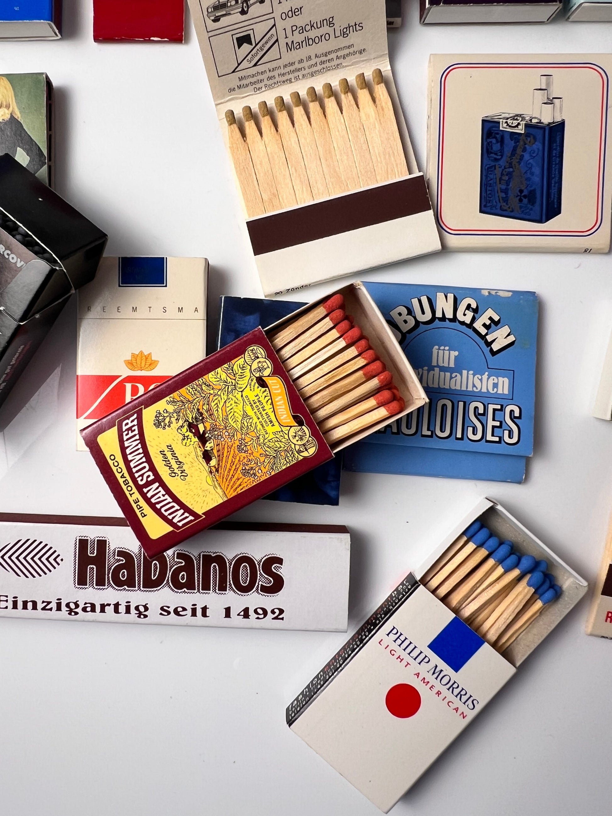 Set: Vintage Streichhölzer Zigaretten Werbung