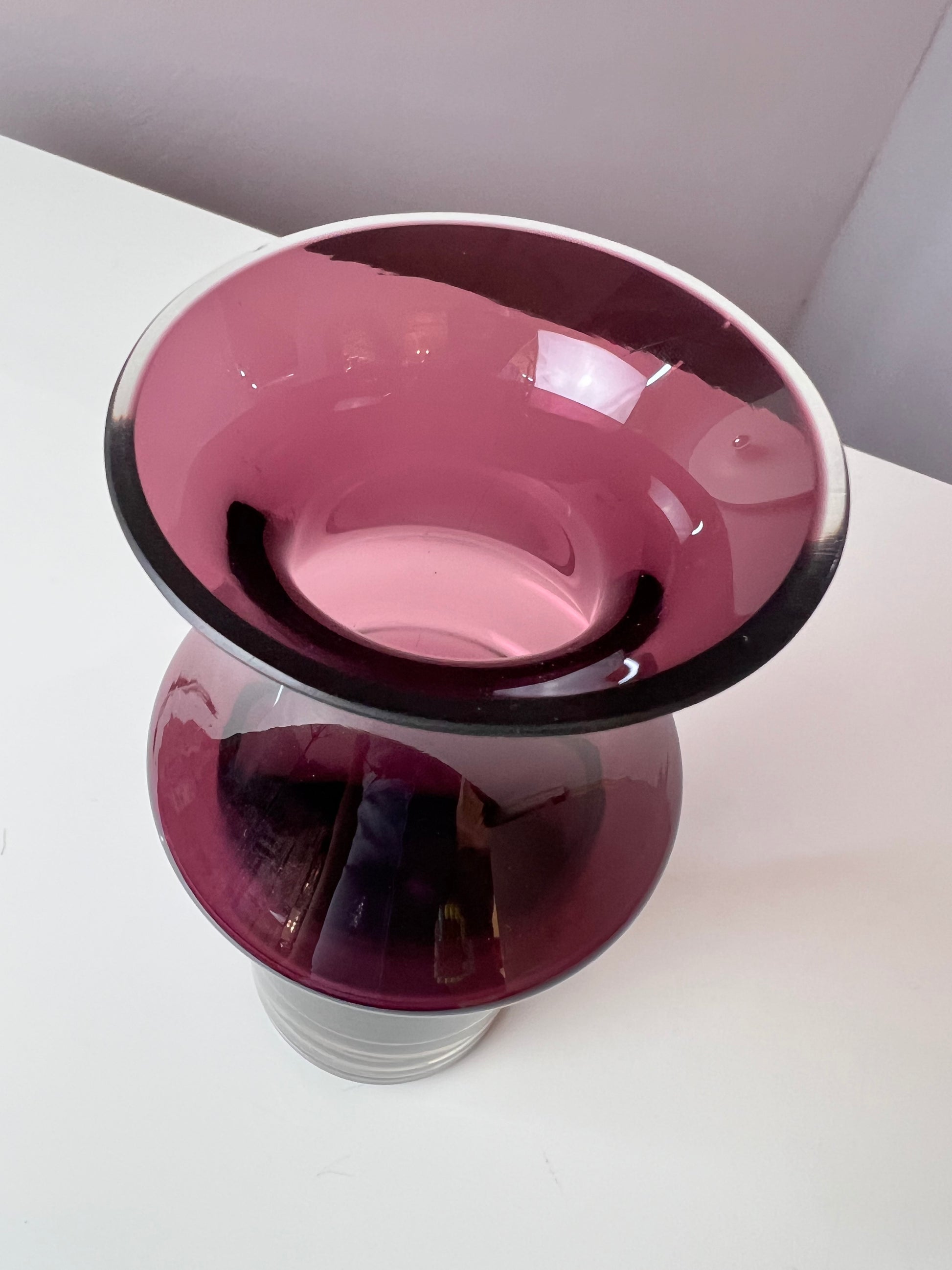 Vase lila Glas von Nanny Still für Riihimäen Lasi