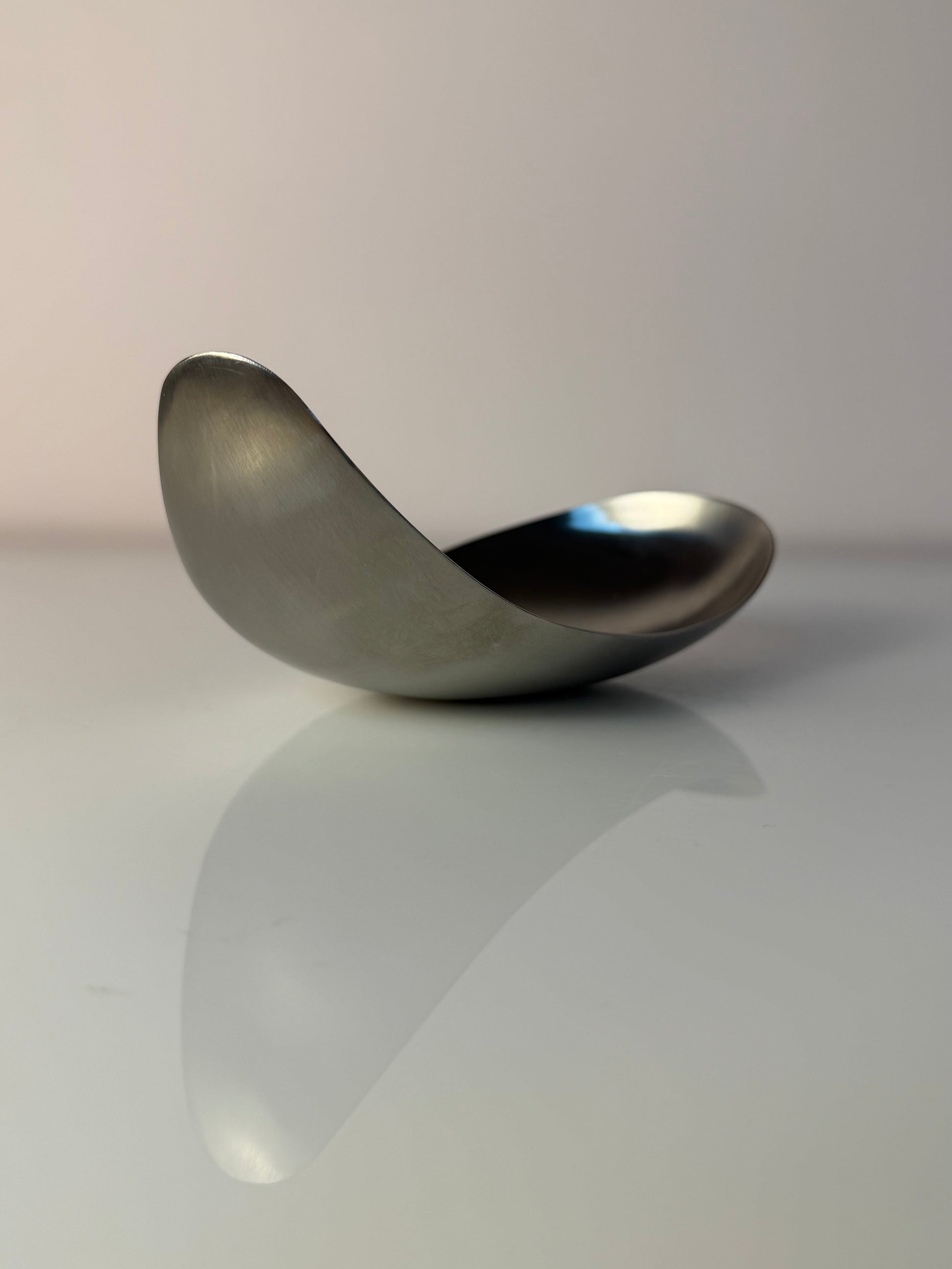 Servierschalen Leaf klein von Helle Damkjær für Georg Jensen