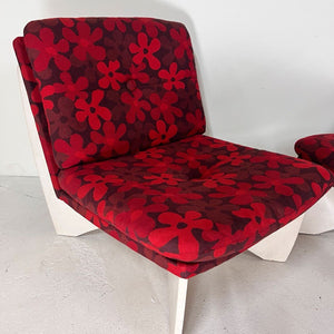 Sessel Flowerpower rot weiß mit Blumenmuster