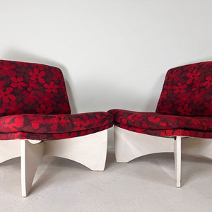 Sessel Flowerpower rot weiß mit Blumenmuster