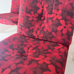 Sessel Flowerpower rot weiß mit Blumenmuster