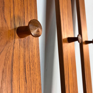 Wandgarderobe mit Haken Teak von Aksel Kjersgaard