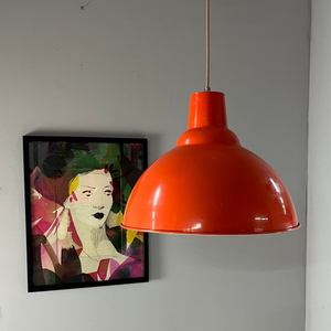 Hängelampe orange/rot aus Dänemark