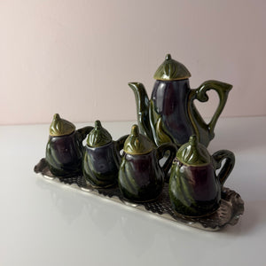 Set: Kanne & 4 Tassen in Auberginenform für Likör