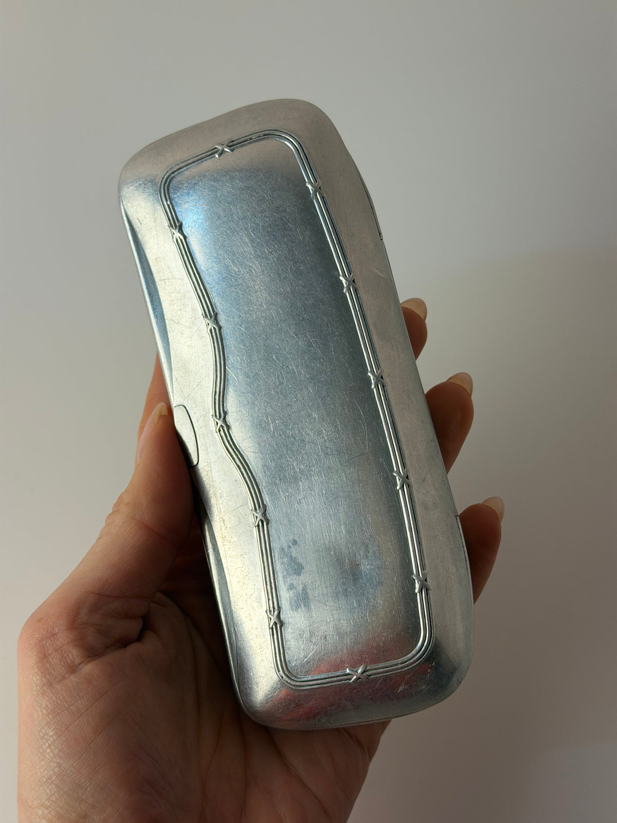 Brillenetui silber mit Prägung aus Dänemark