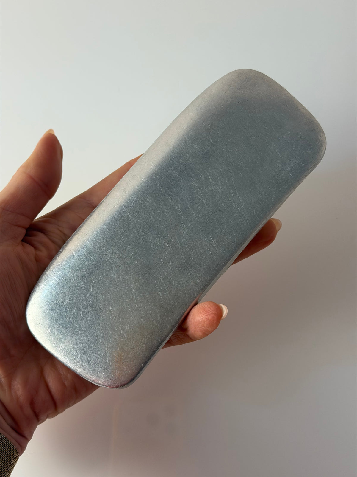 Brillenetui silber mit Prägung aus Dänemark