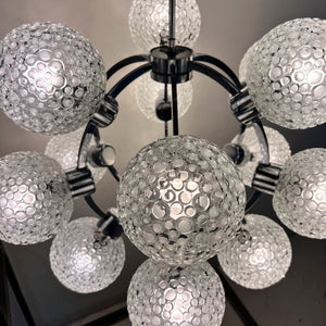 Sputnik Kugel Kronleuchter weiß Chrom