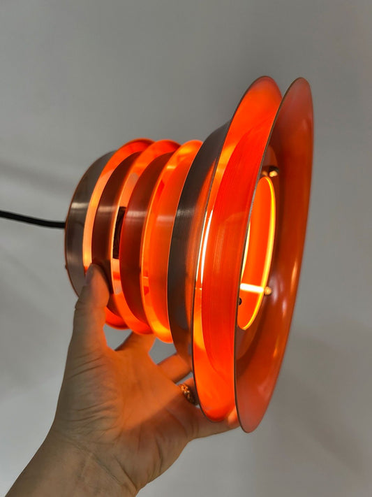 Lamellenlampe orange Kupfer von Carl Thore für Granhaga