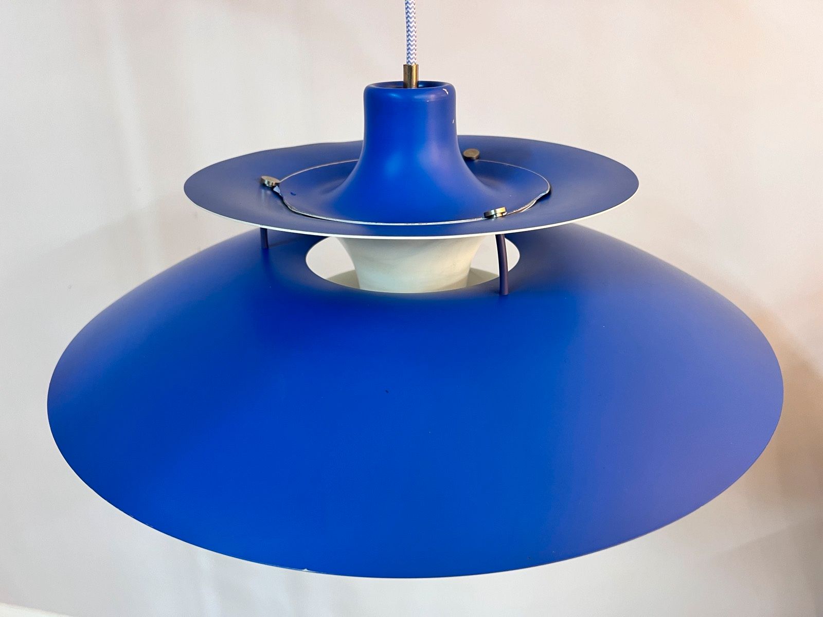 Lamellenlampe PH5 blau von Poul Henningsen für Louis Poulsen