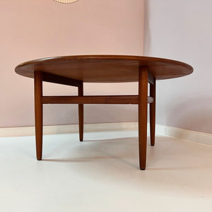Runder Couchtisch Teak von Niels Bach