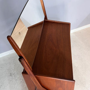 Schminktisch Teak mit Spiegel von Svend Aage Madsen