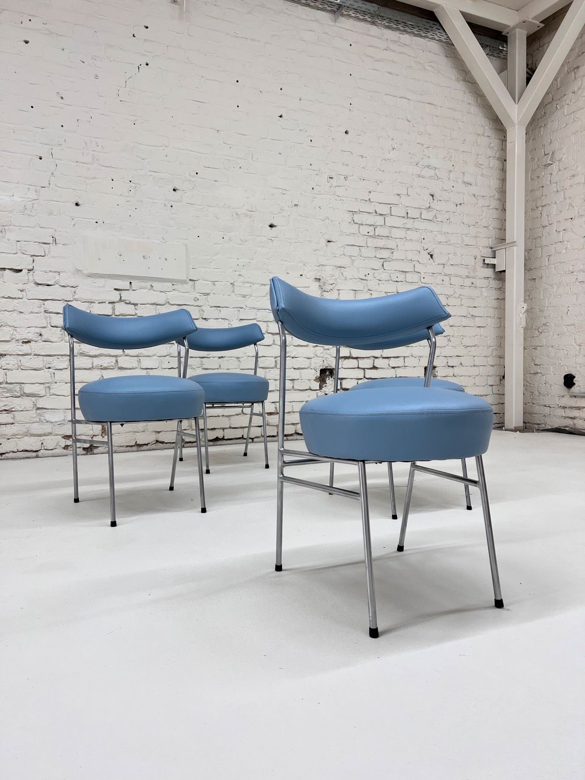 Set: 4x Esszimmerstuhl hellblau Kunstleder Chrom von Walter Knoll