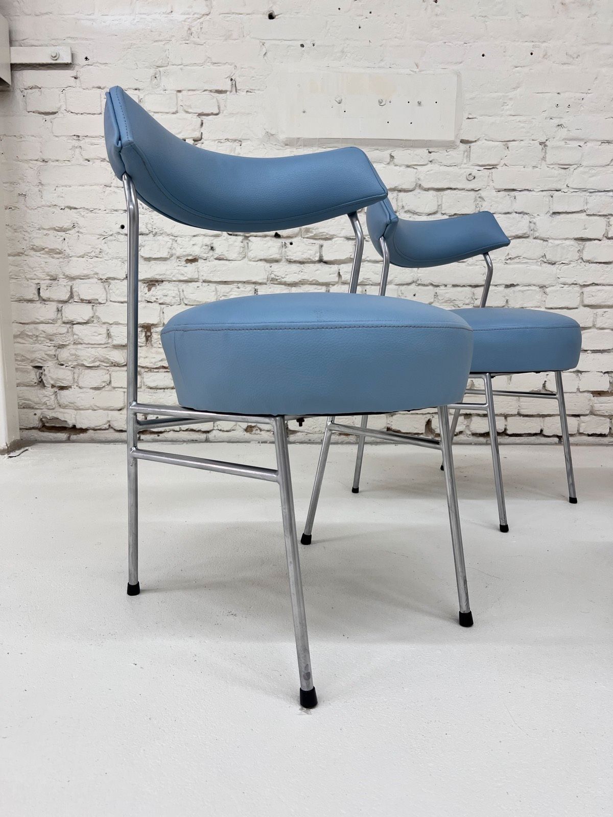 Set: 4x Esszimmerstuhl hellblau Kunstleder Chrom von Walter Knoll