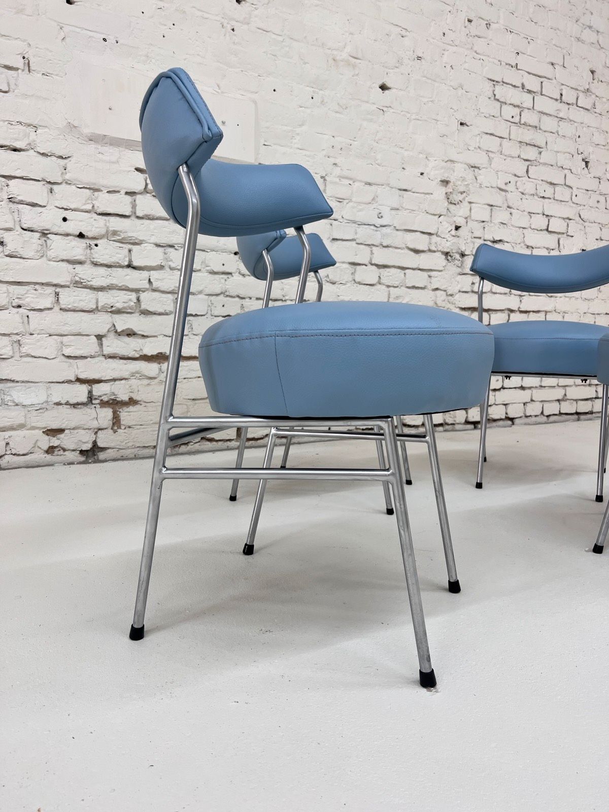 Set: 4x Esszimmerstuhl hellblau Kunstleder Chrom von Walter Knoll