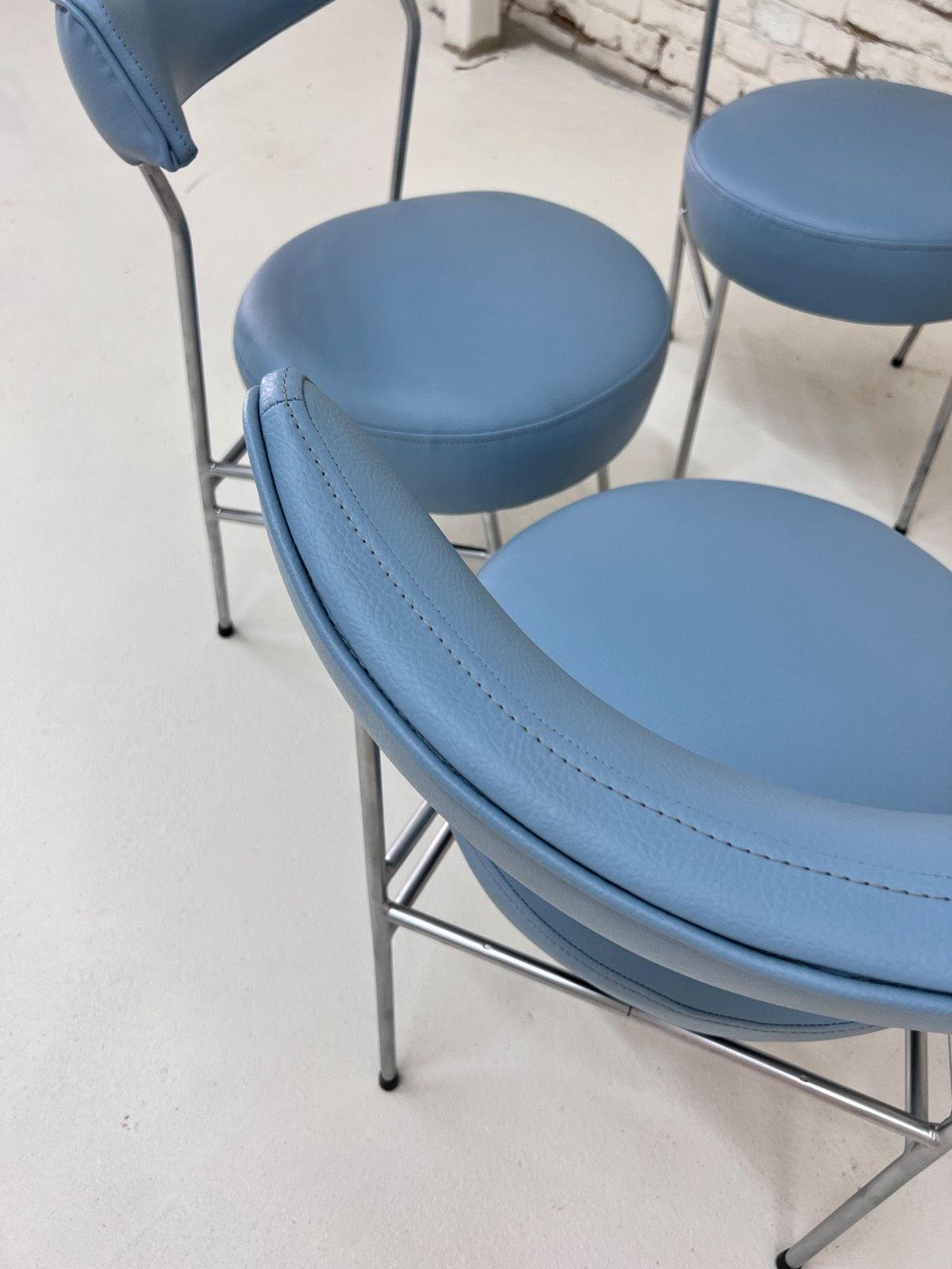 Set: 4x Esszimmerstuhl hellblau Kunstleder Chrom von Walter Knoll