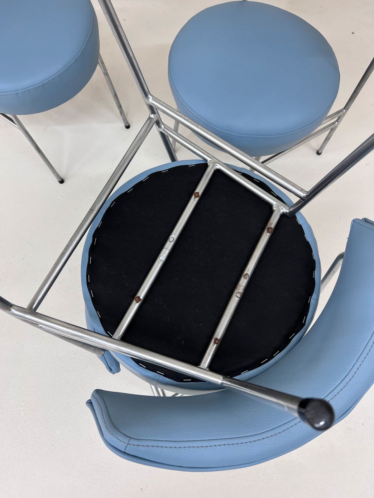 Set: 4x Esszimmerstuhl hellblau Kunstleder Chrom von Walter Knoll