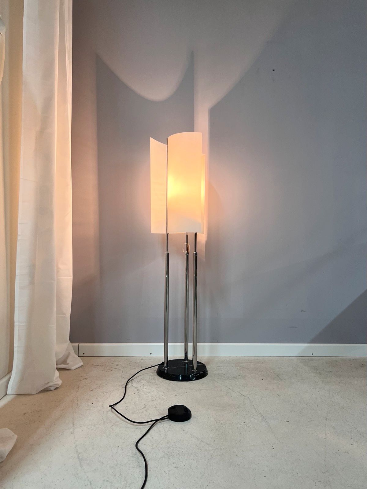 Stehlampe "Arianna" von Bruno Gecchelin für Oluce Italien
