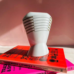 Vase Josep aus Porzellan